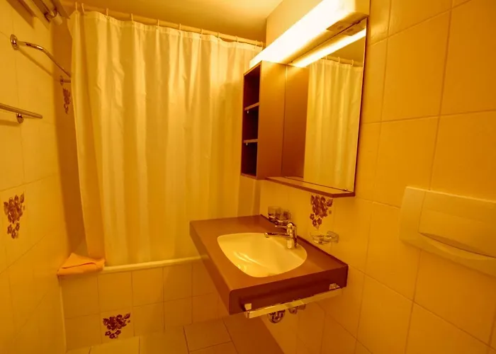 Chesa Munteratsch 2-zimmmerwohnung 205 Typ E Apartman *